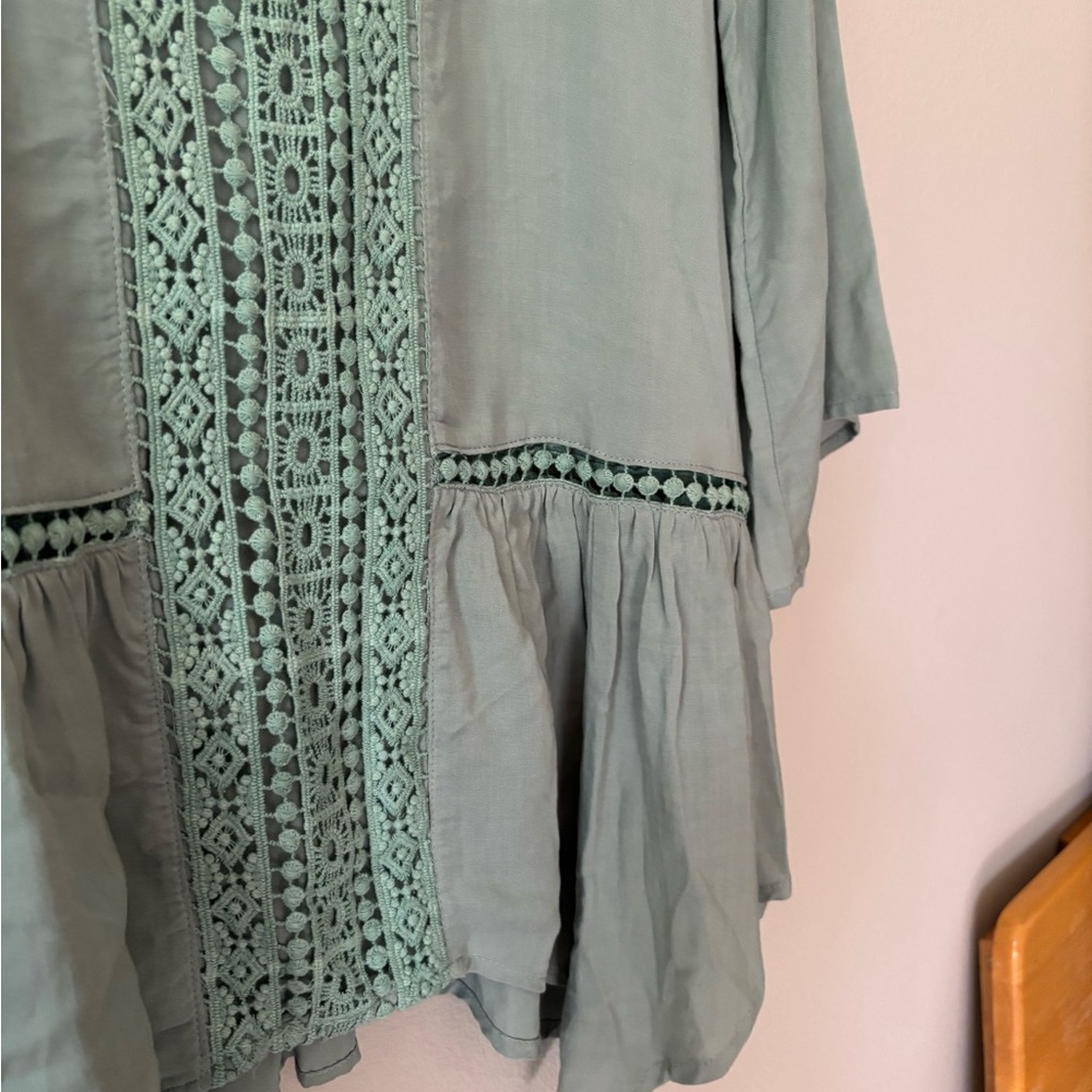 Sage Green Women's Top - Picture 4 of 6